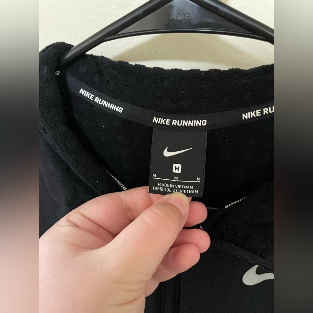 ✨Women’s Nike Quarter Zip Pullover Size M - Picture 4 of 10